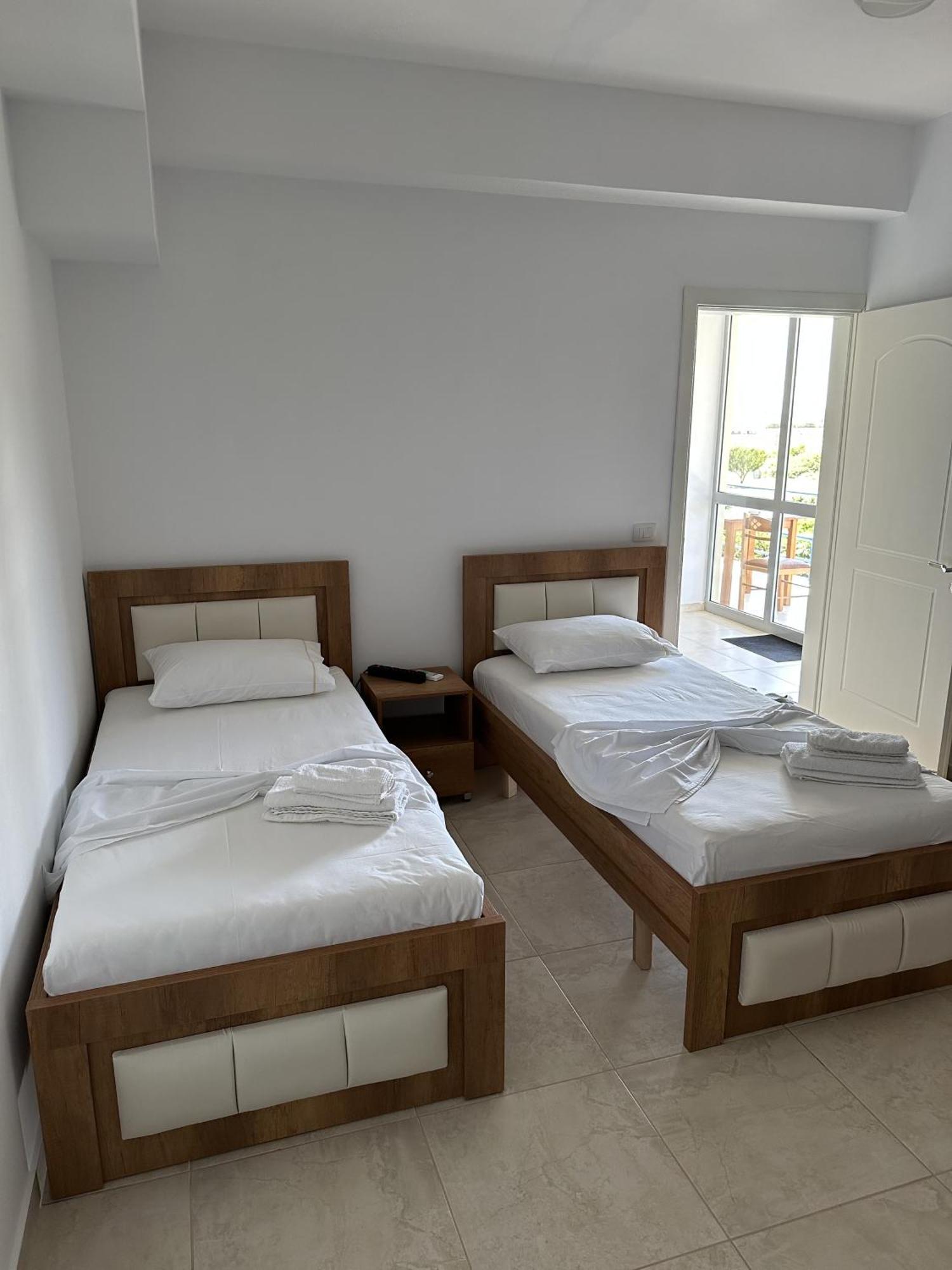 River Bridge Private Room Gjirokastër Eksteriør bilde